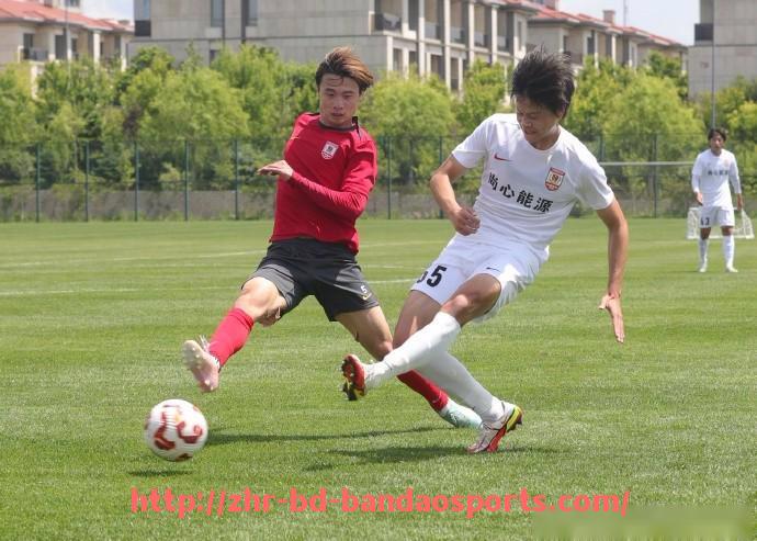 半岛体育-NBA火箭队历史上出名球员盘点与数据对比